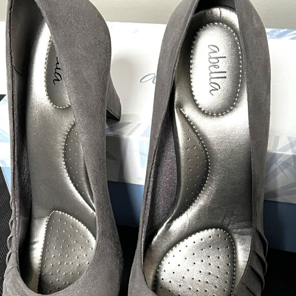 Abella Grey Suede Pumps – Size 8.5 - Picture 7 of 7